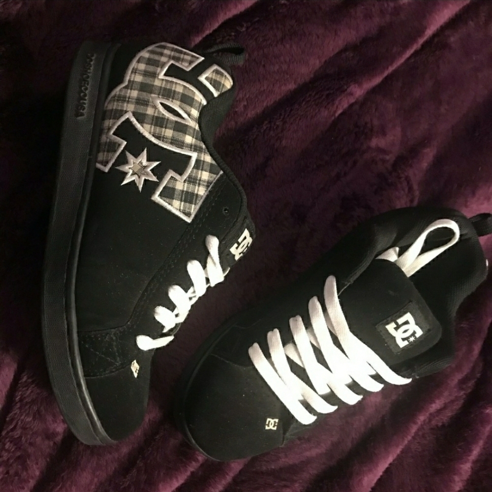 DC Skate Shoes